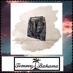 B-1-G-2-FREE!🦋 TOMMY BAHAMA Skirt / 6